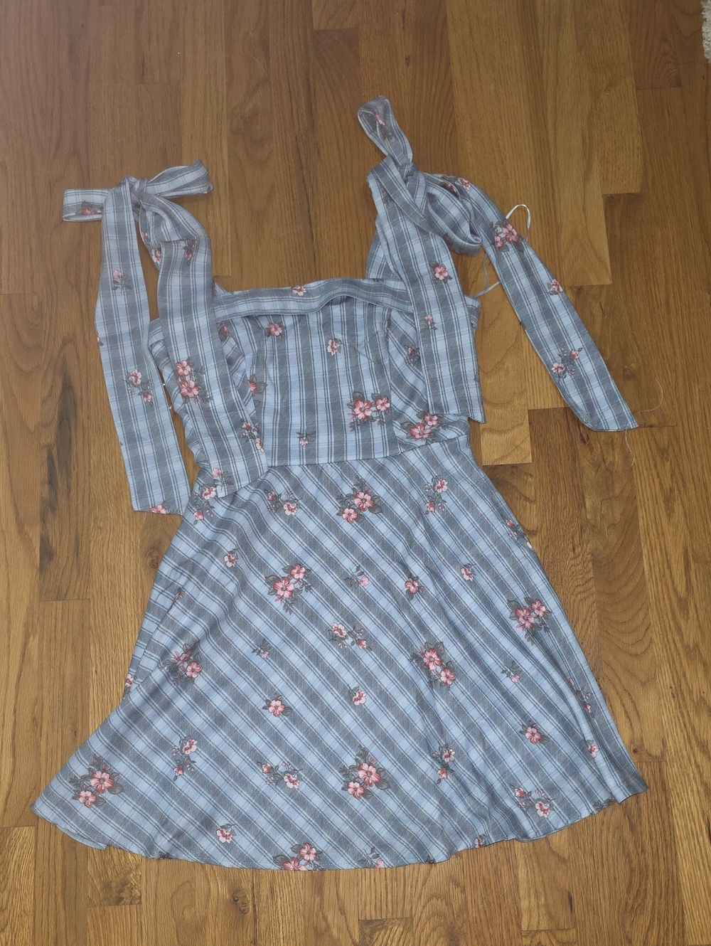 Francesca's Light Blue Plaid Dress With Pink Flowers